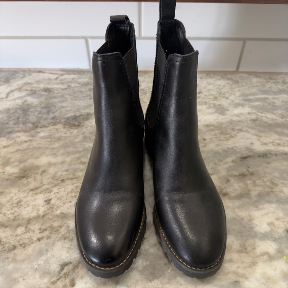 Soludos Greenpoint Chelsea Black Leather Ankle Boots Size 6